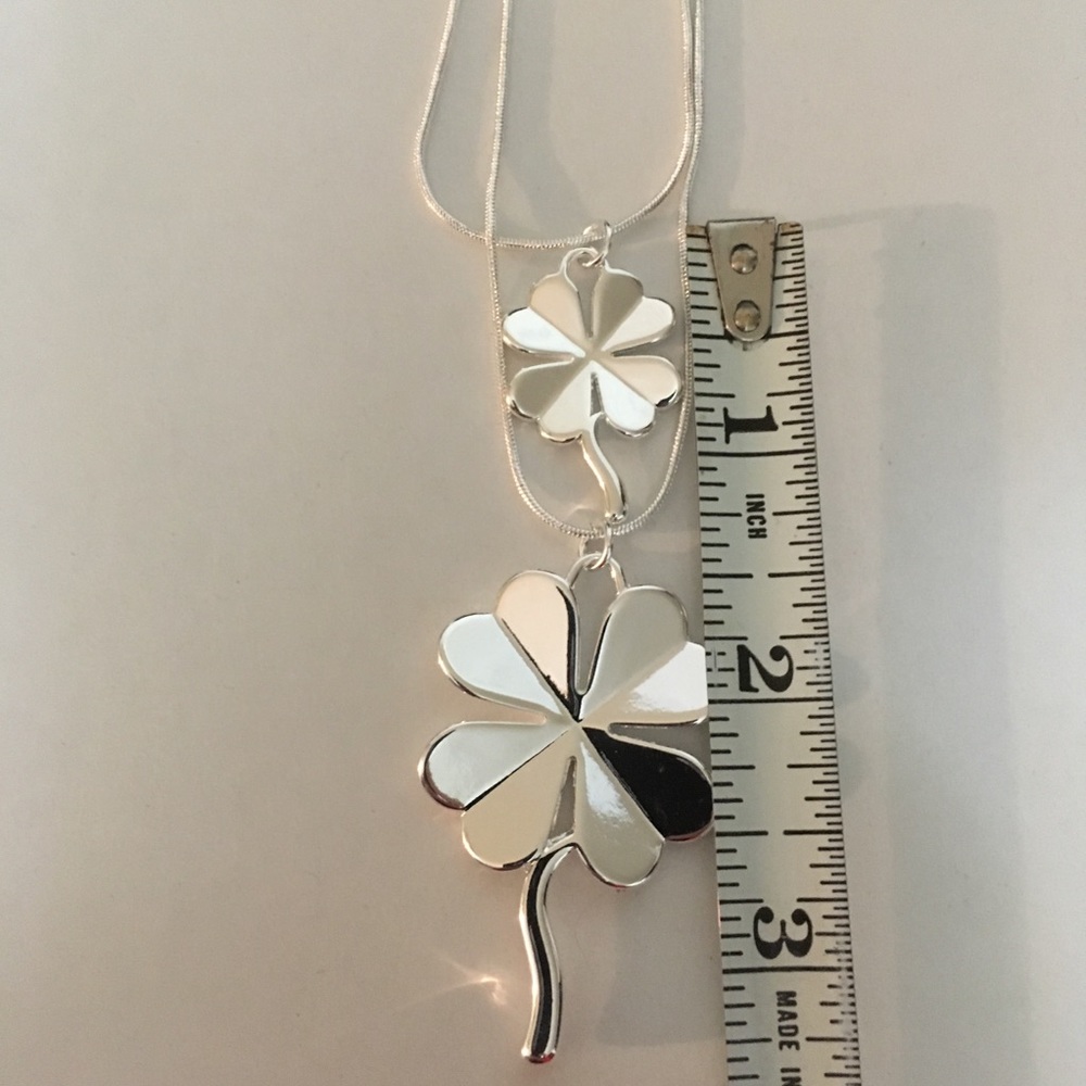 DOUBLE CLOVER SILVER PLATED NECKLACE - Picture 4 of 7